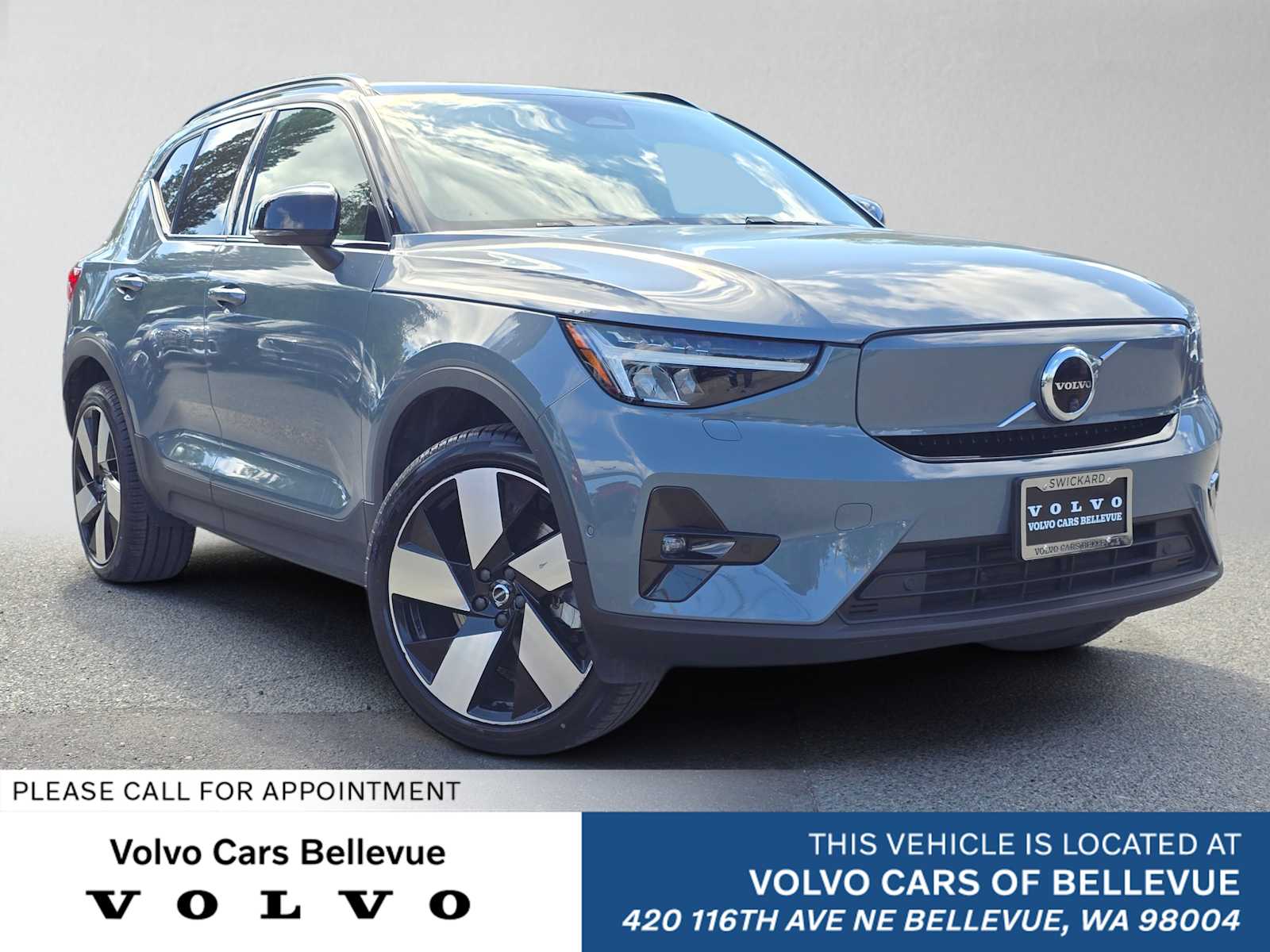 Gray (Thunder Grey Metallic) 2023 Volvo XC40 Recharge SUV / Crossover All-Wheel Drive 1-Speed Automatic