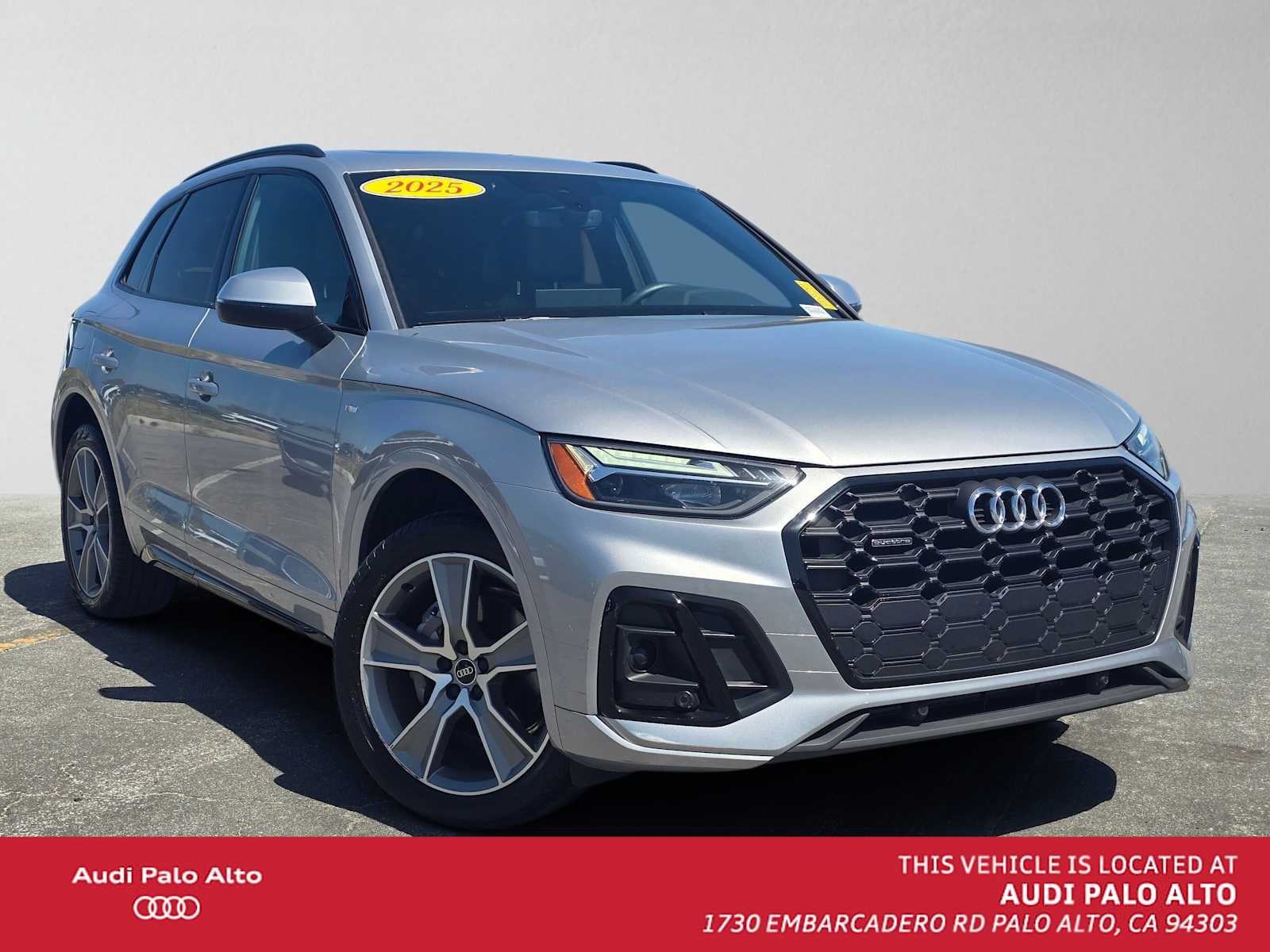 Florett Silver Metallic 2025 Audi Q5 quattro Premium S Line 45 TFSI SUV / Crossover All-Wheel Drive 7-Speed Automatic