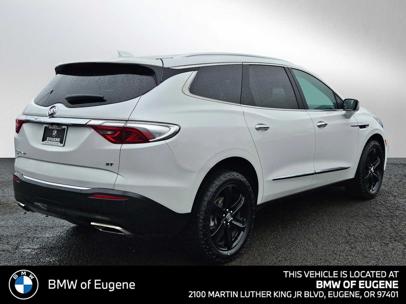 View vehicle photo 3