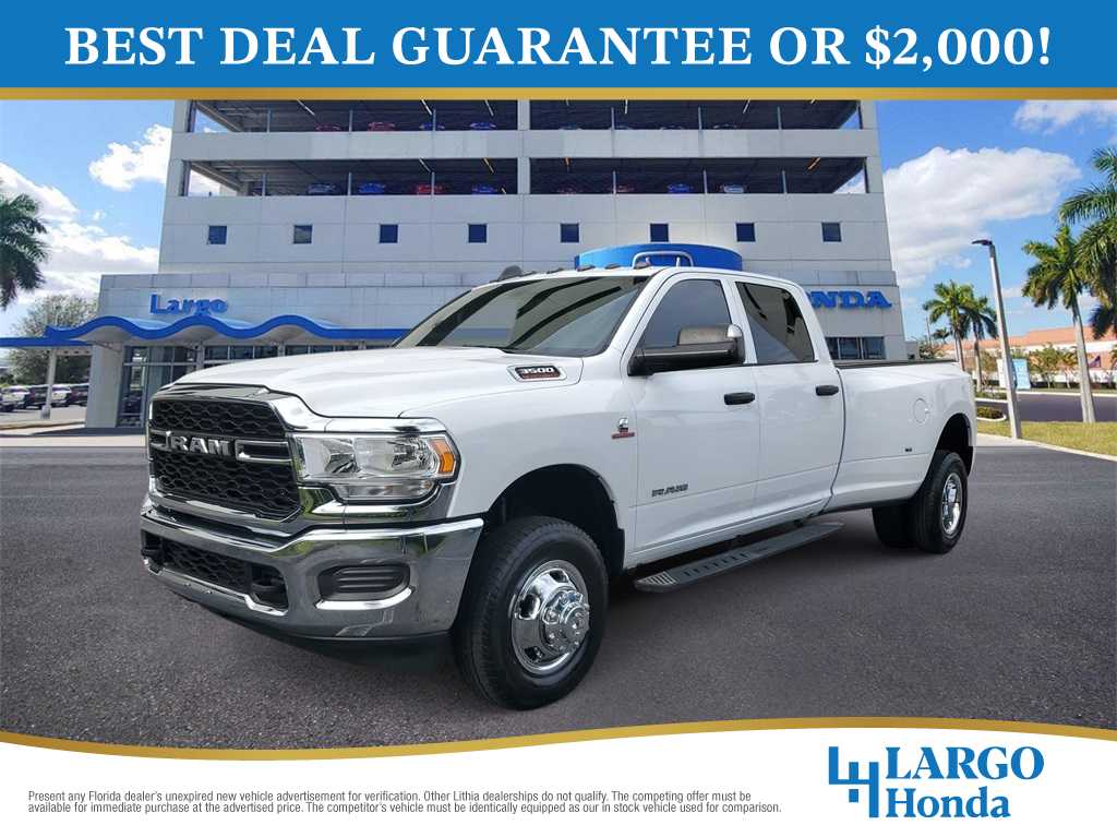 2021 RAM 3500 Tradesman 4x4 Crew Cab 8 Box