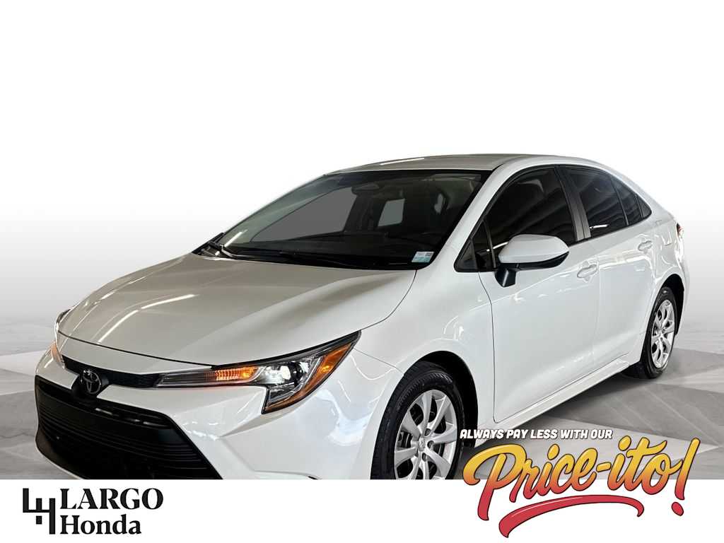 2025 Toyota Corolla LE