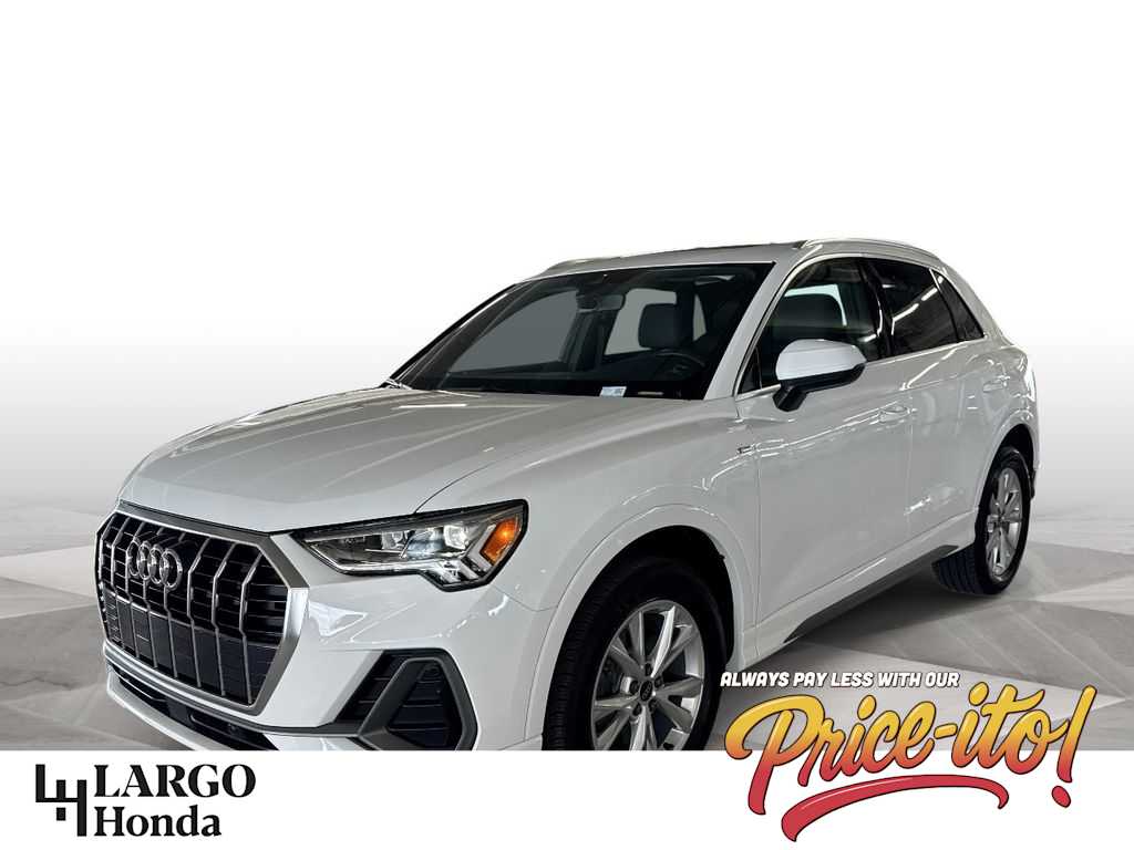 2025 Audi Q3 S line Premium