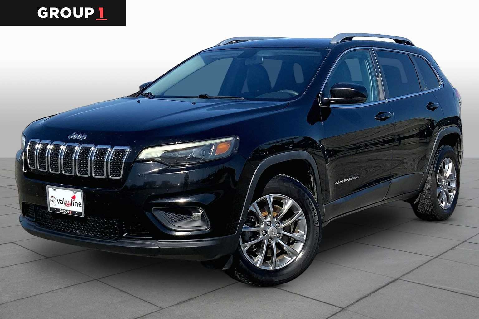 2020 Jeep Cherokee Latitude Plus Diamond Black Crystal Pearlcoat at Baytown Ford