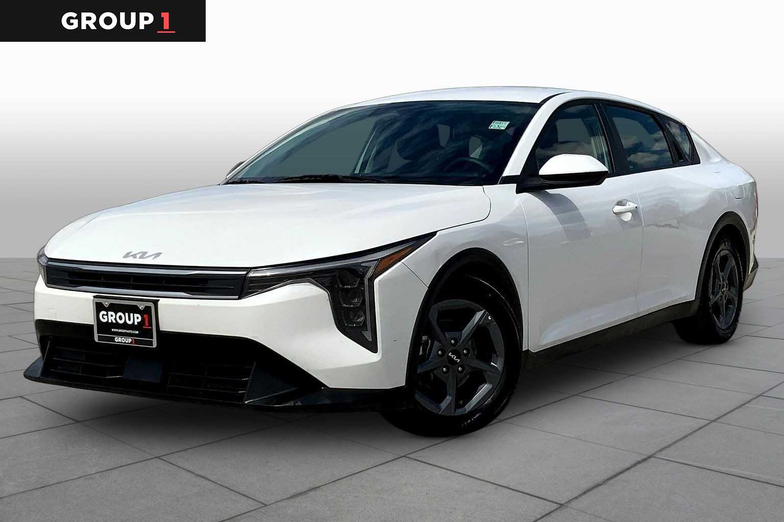 2025 Kia K4 LXS - 0