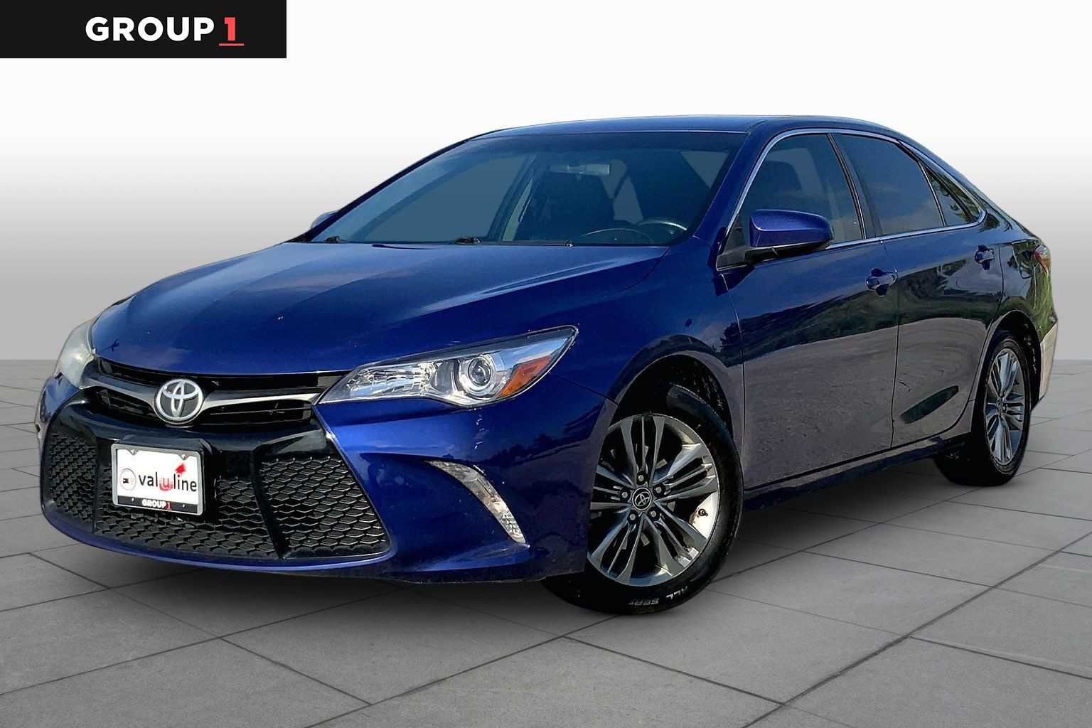 2015 Toyota Camry SE Blue Crush Metallic at Group 1 Toyota Southwest