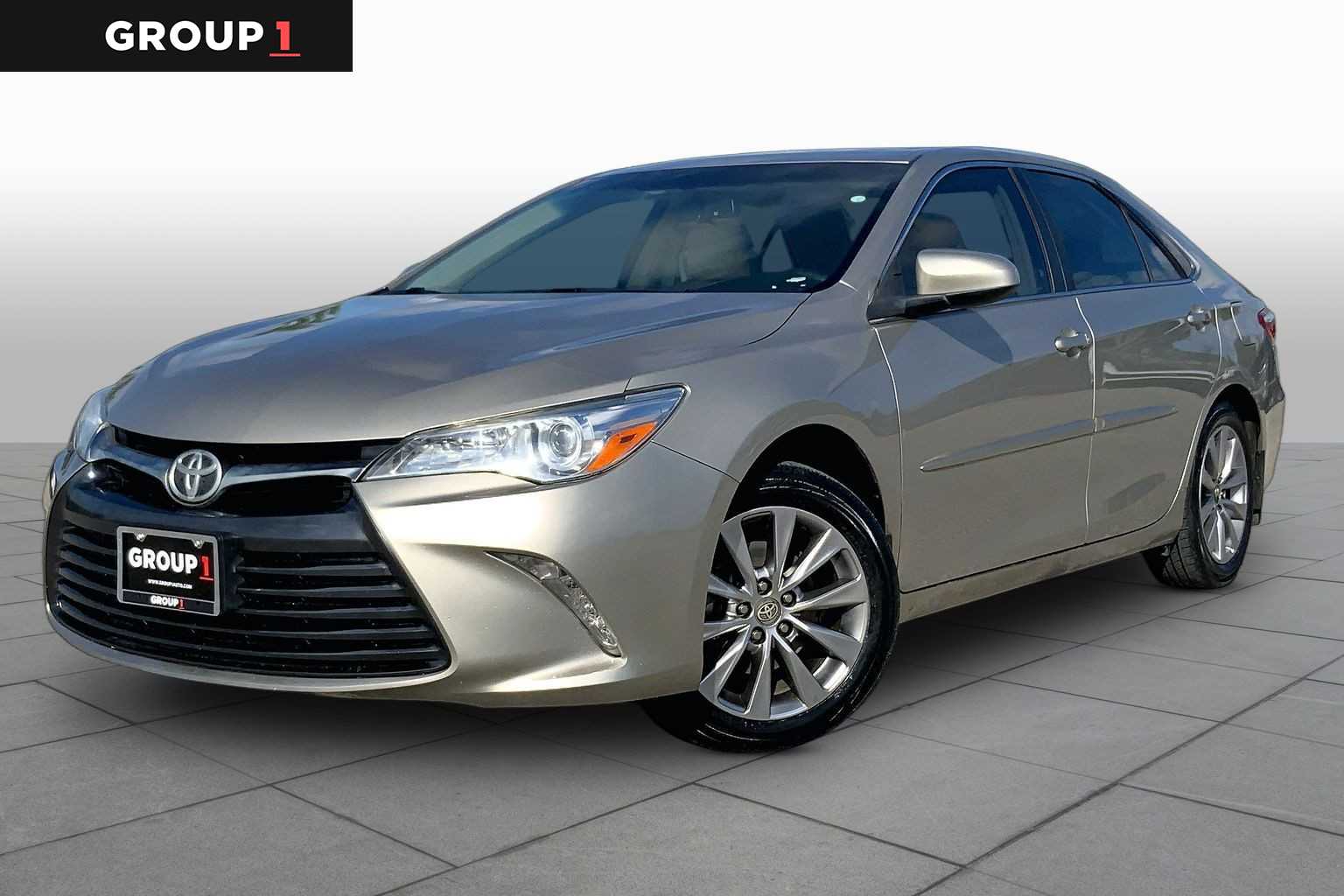 2017 Toyota Camry XLE Creme Brulee Mica at Group 1 Toyota Southwest