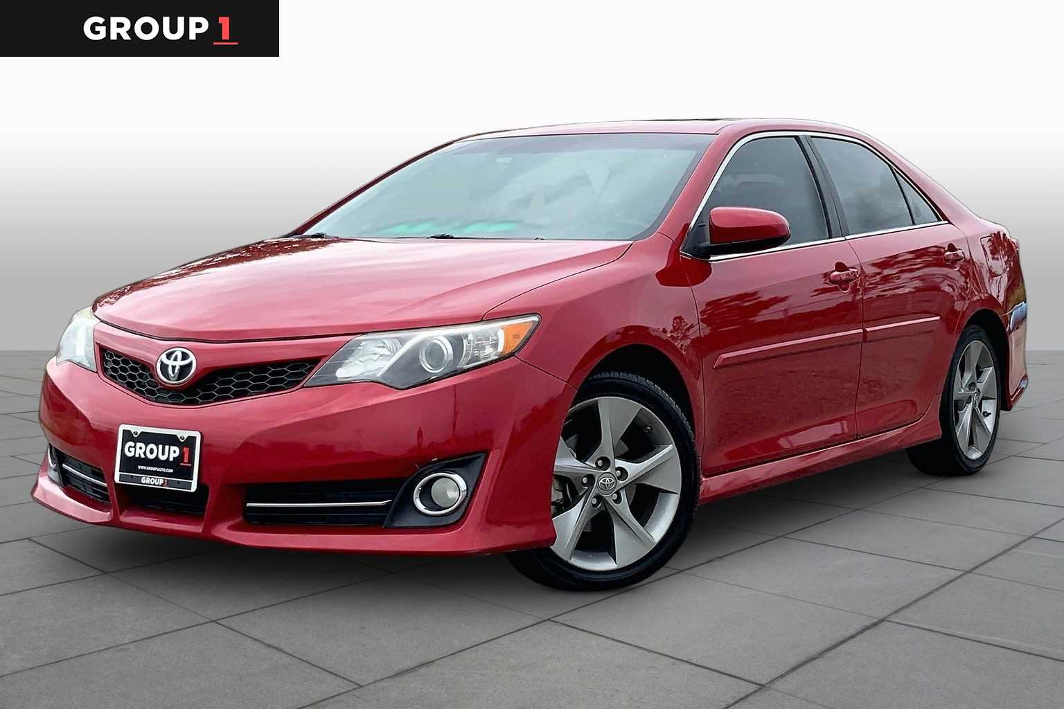 2014 Toyota Camry SE Barcelona Red Metallic at Lexus Southwest Houston