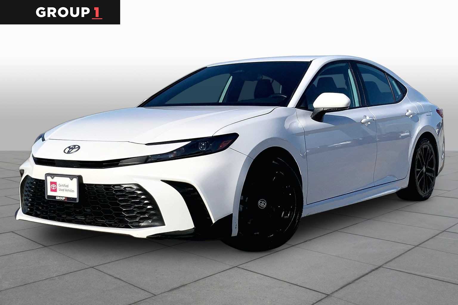 2025 Toyota Camry SE Ice Cap at Group 1 Toyota Southwest