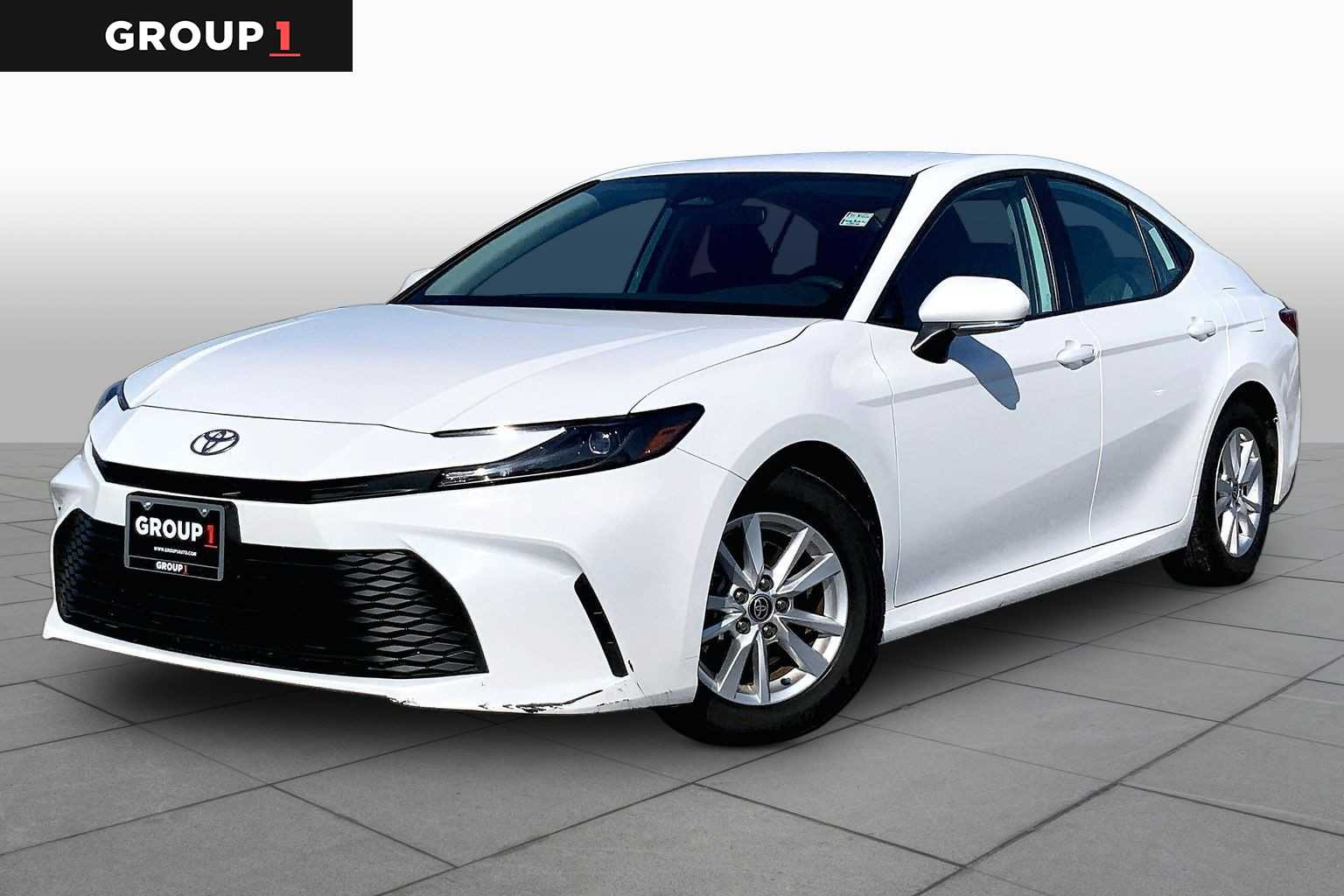 2025 Toyota Camry SE Ice Cap at Group 1 Toyota Southwest