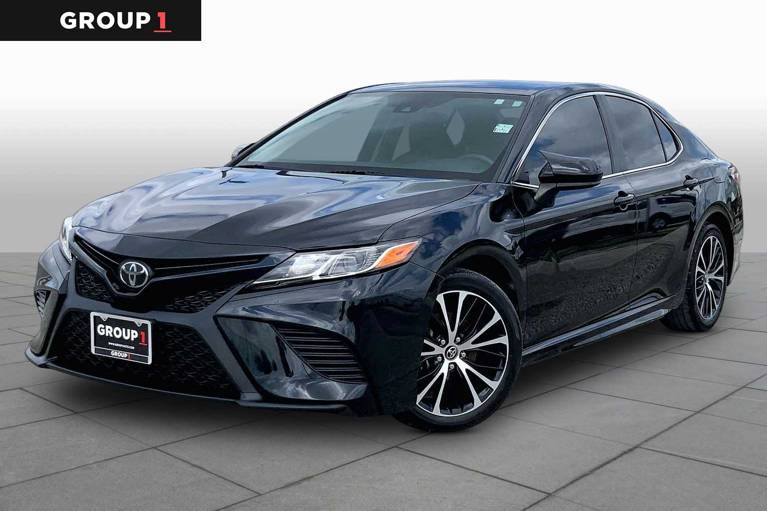 2020 Toyota Camry SE Midnight Black Metallic at HGreg Houston