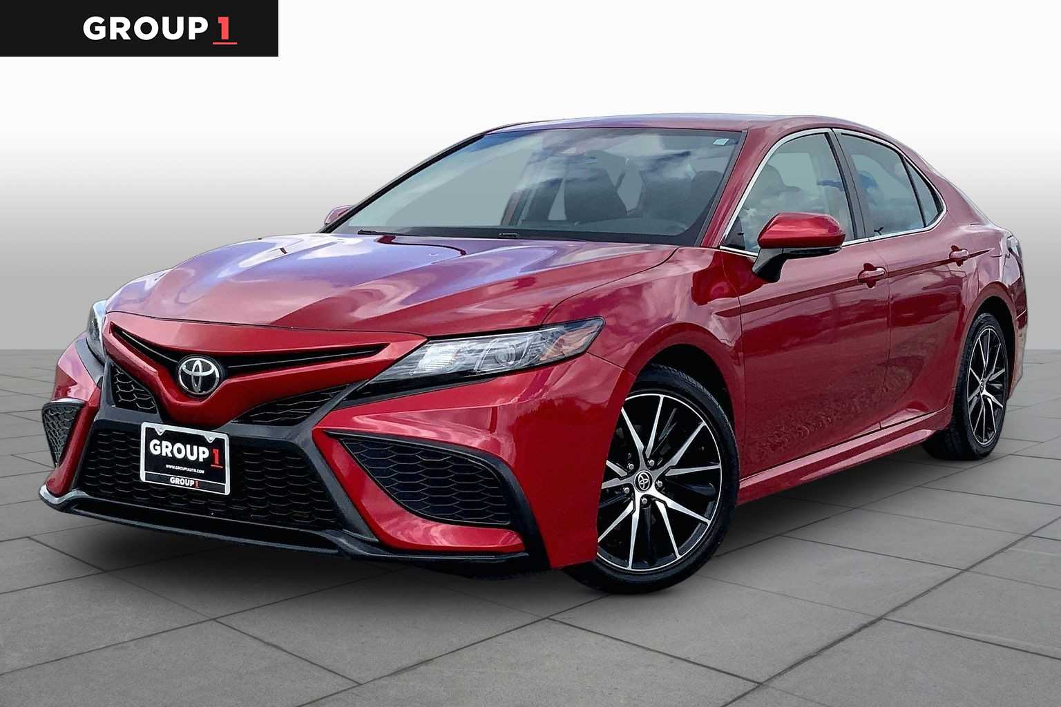 2022 Toyota Camry SE Supersonic Red at Group 1 Toyota Southwest