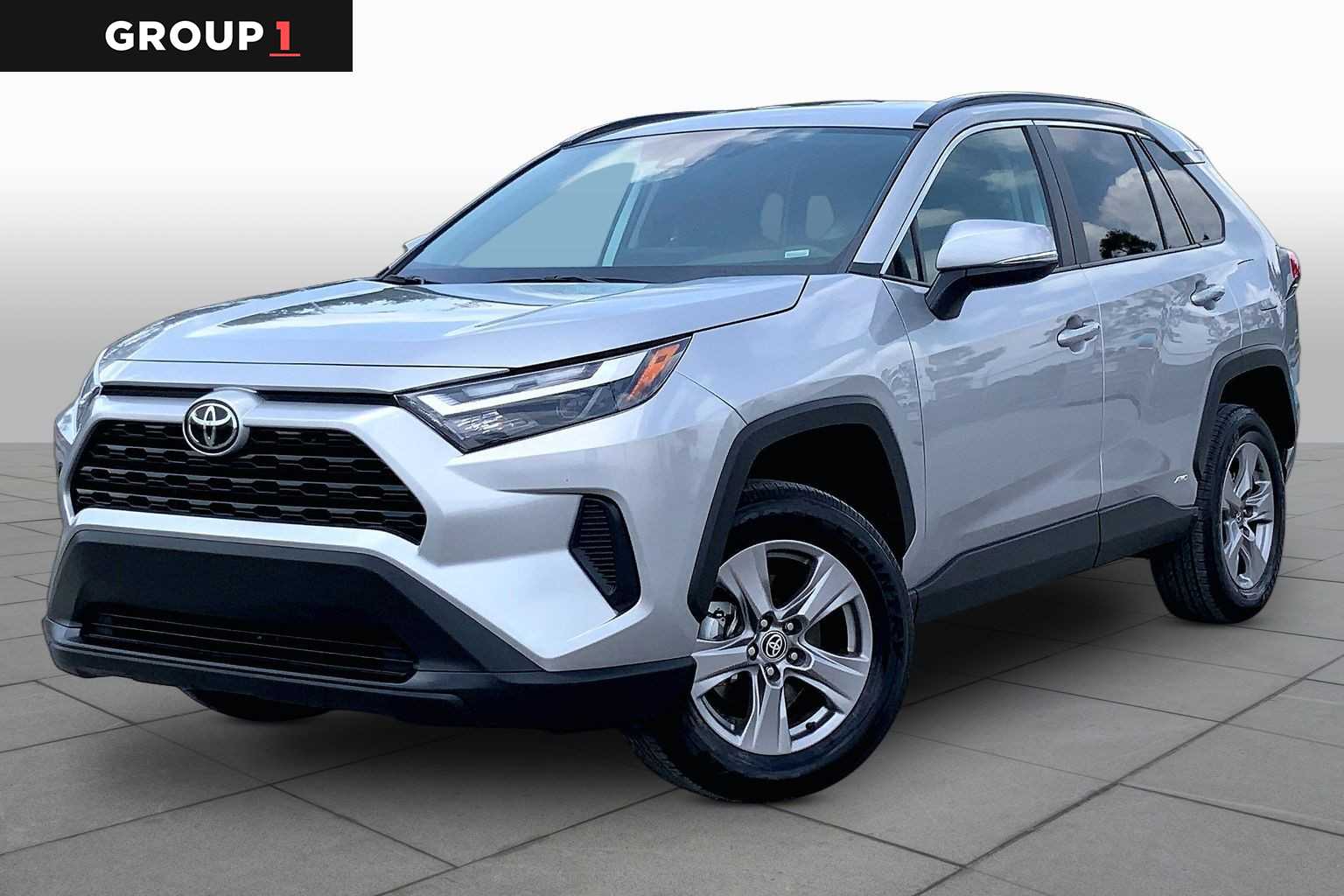 2025 Toyota RAV4 Hybrid XLE - 0