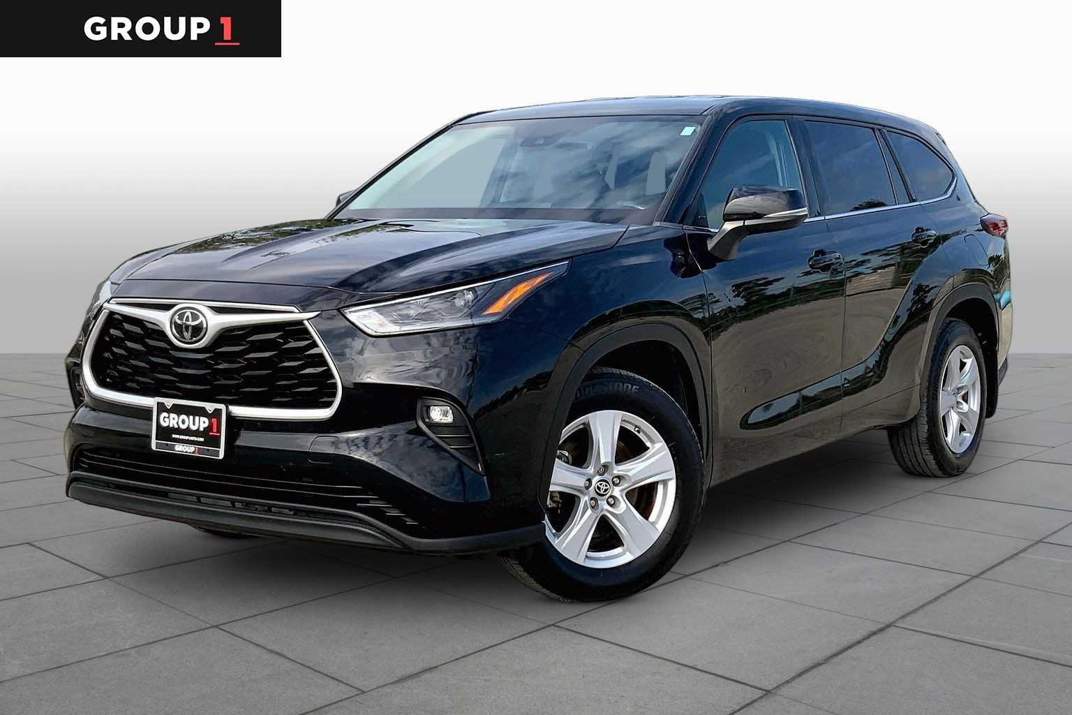 2021 Toyota Highlander LE Midnight Black Metallic at Group 1 Toyota Southwest