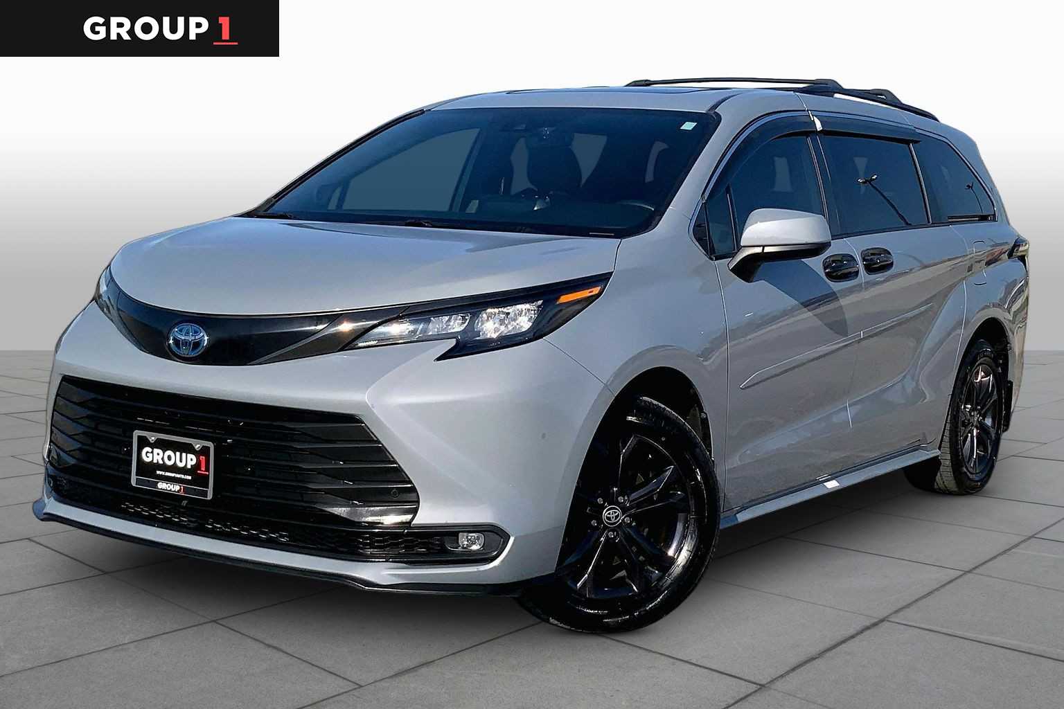 2024 Toyota Sienna Woodland Edition Cement at Group 1 Toyota Southwest