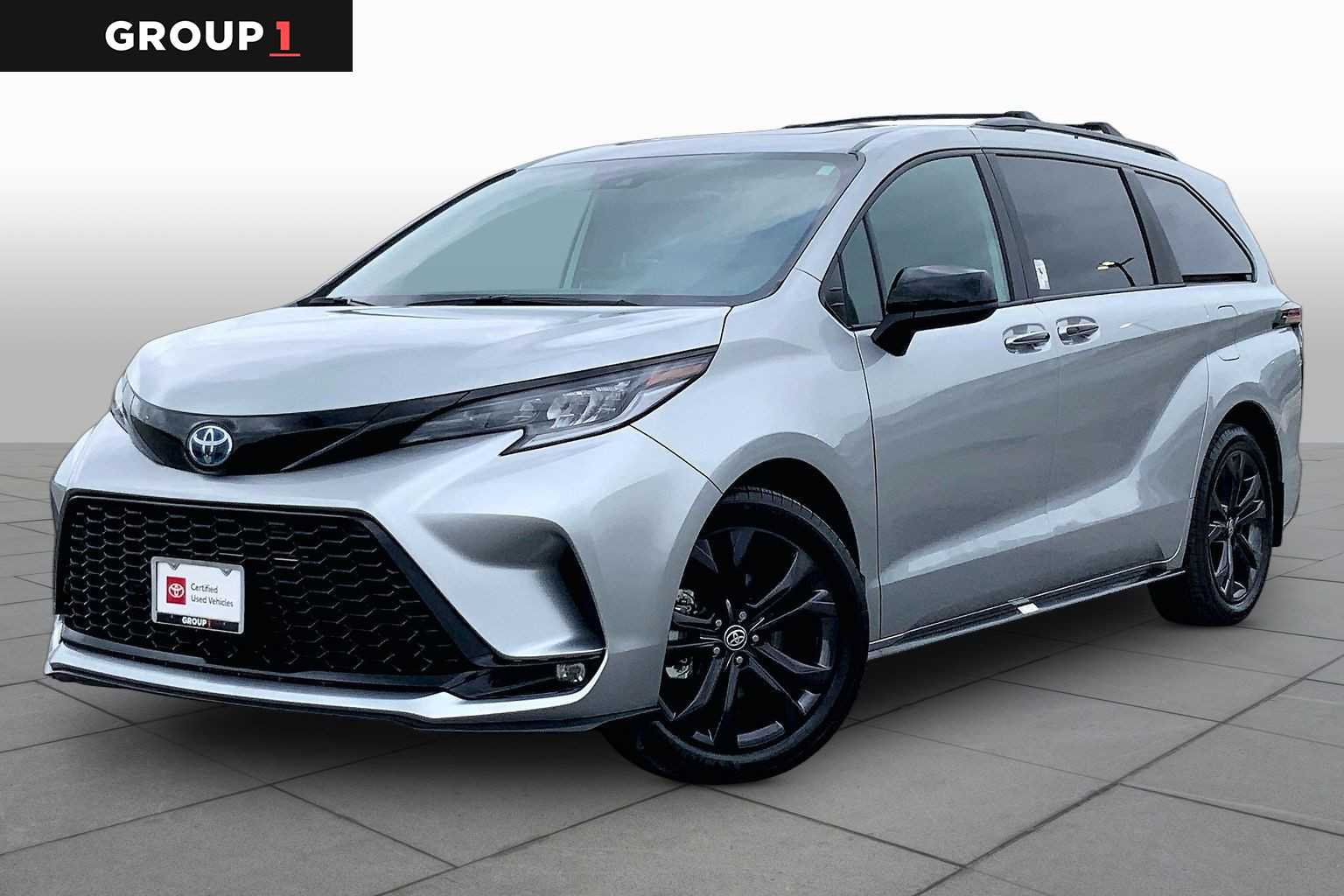 2025 Toyota Sienna XSE Celestial Silver Metallic at Group 1 Toyota Southwest