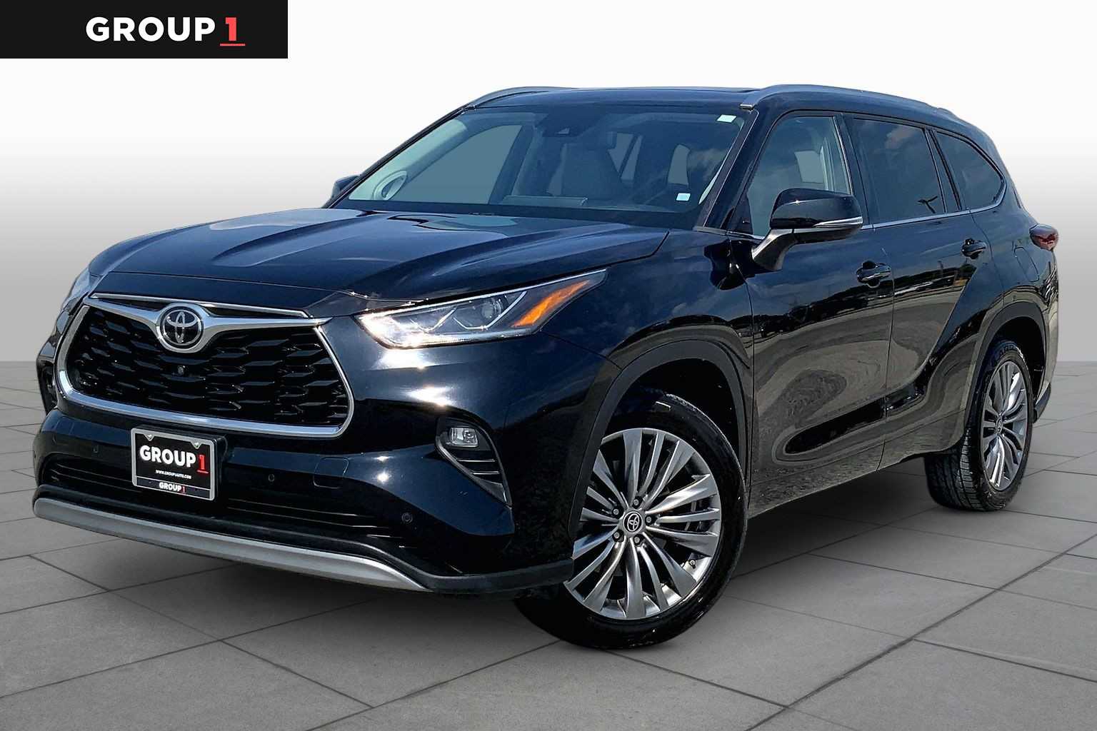 2021 Toyota Highlander Platinum Midnight Black Metallic at HGreg Houston