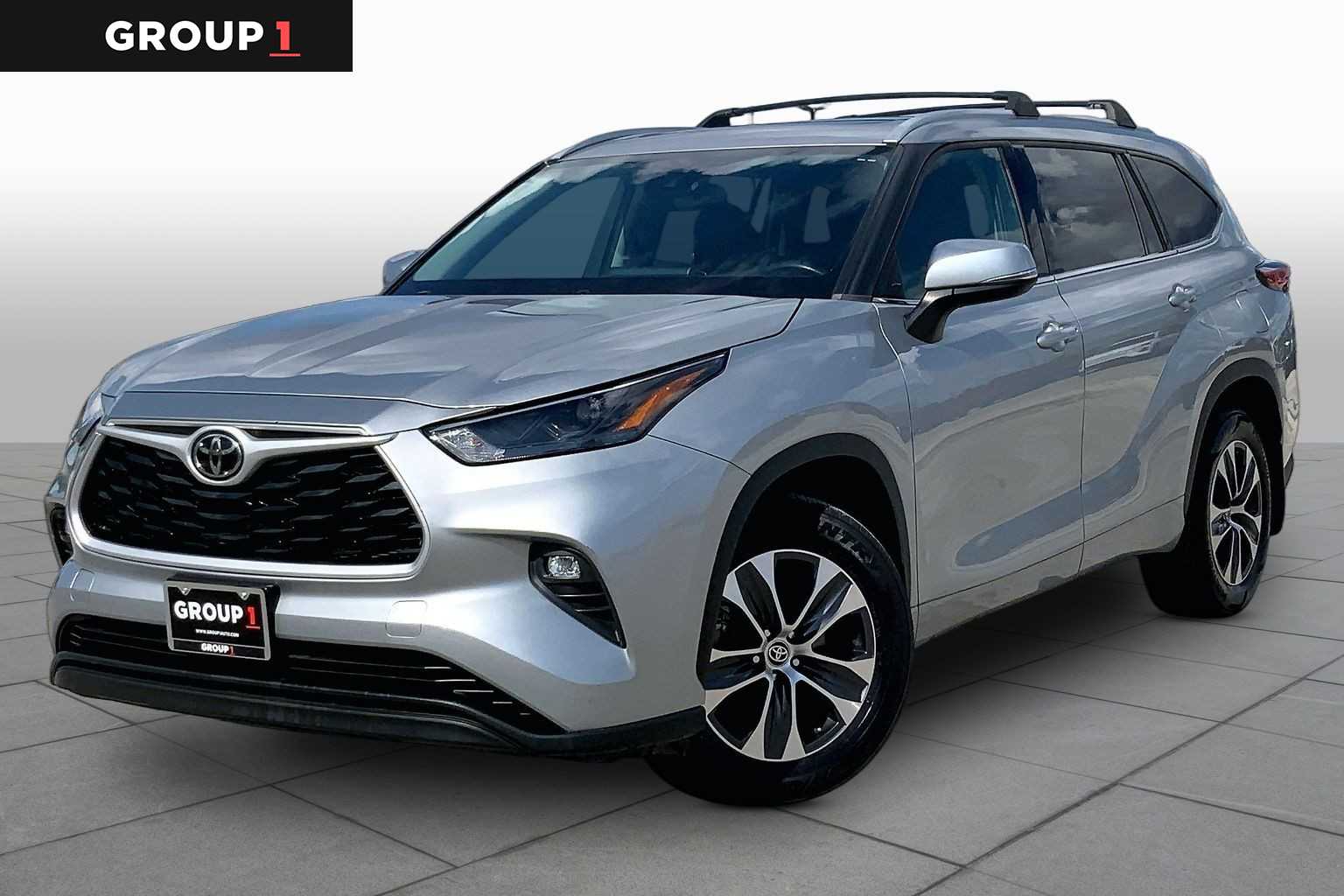 2022 Toyota Highlander XLE Celestial Silver Metallic at Lone Star Chevrolet