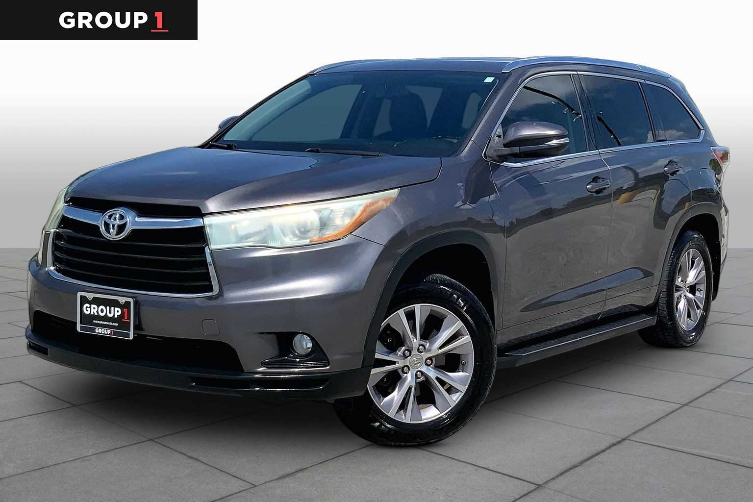 2015 Toyota Highlander XLE Predawn Gray Mica at Ron Craft Chevrolet Cadillac