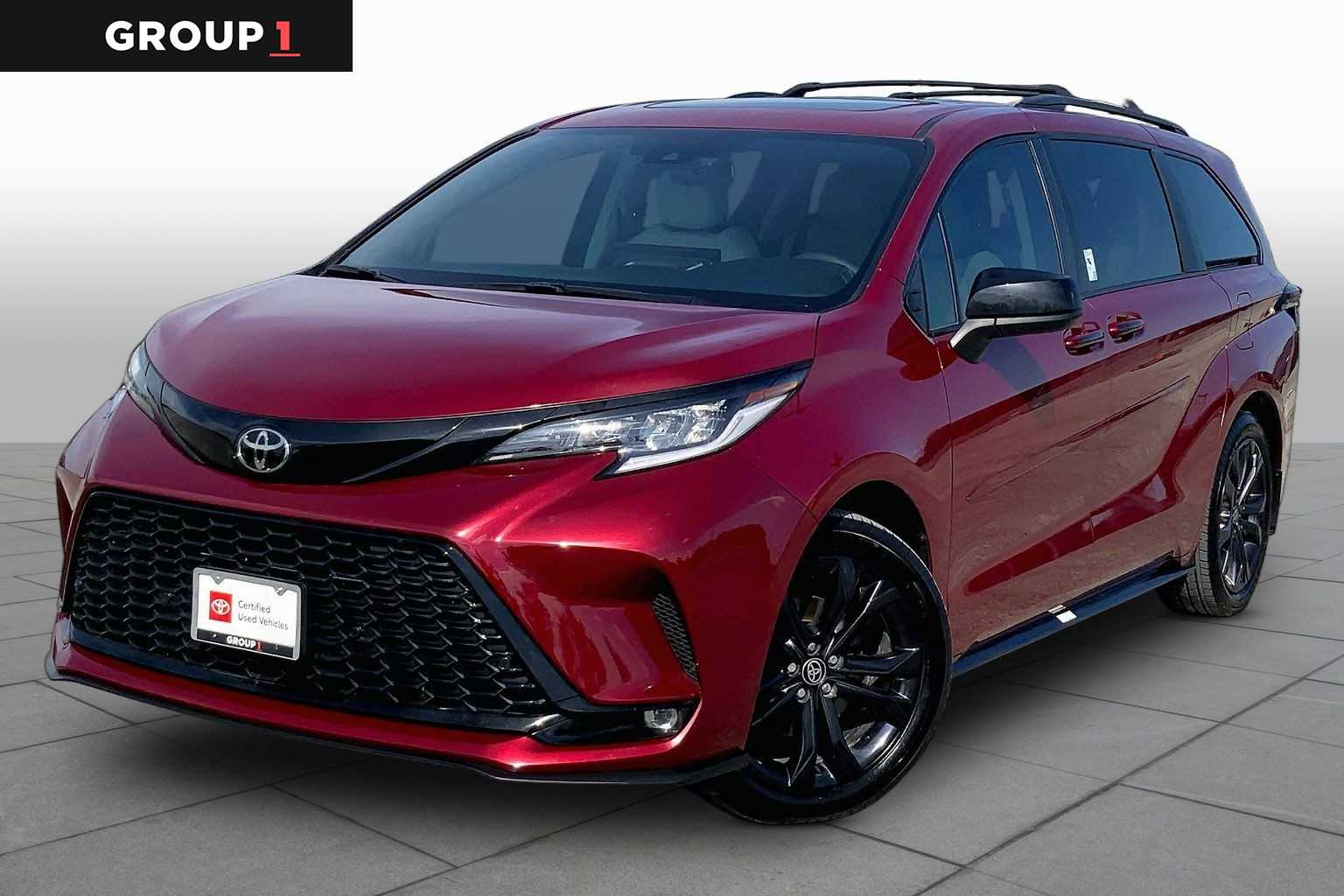 2026 Toyota Sienna XSE Ruby Flare Pearl at Group 1 Toyota Southwest