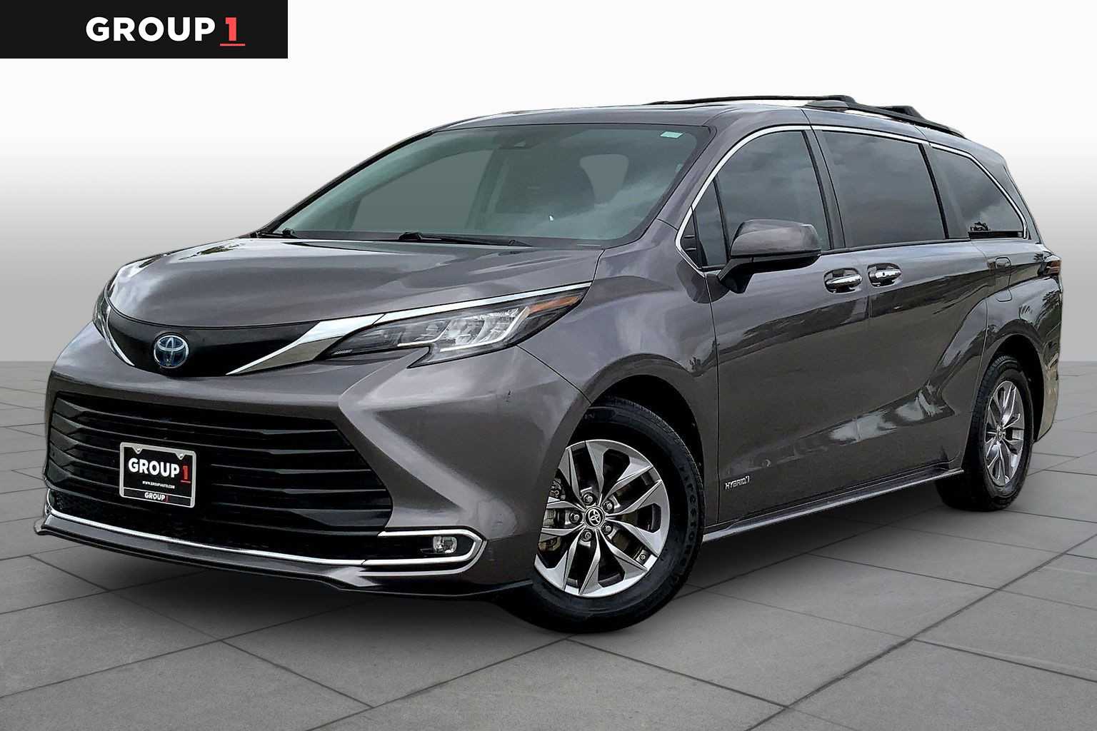 2021 Toyota Sienna XLE Predawn Gray Mica at Westside Kia