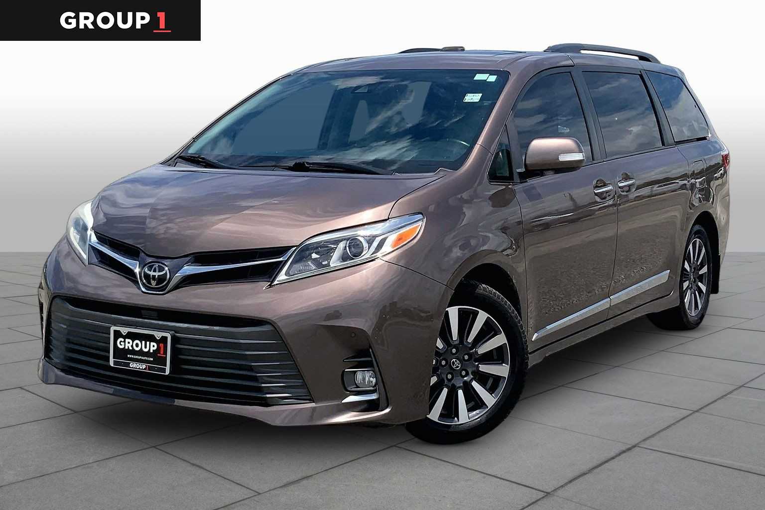 2018 Toyota Sienna Limited Toasted Walnut Pearl at AutoNation USA Katy