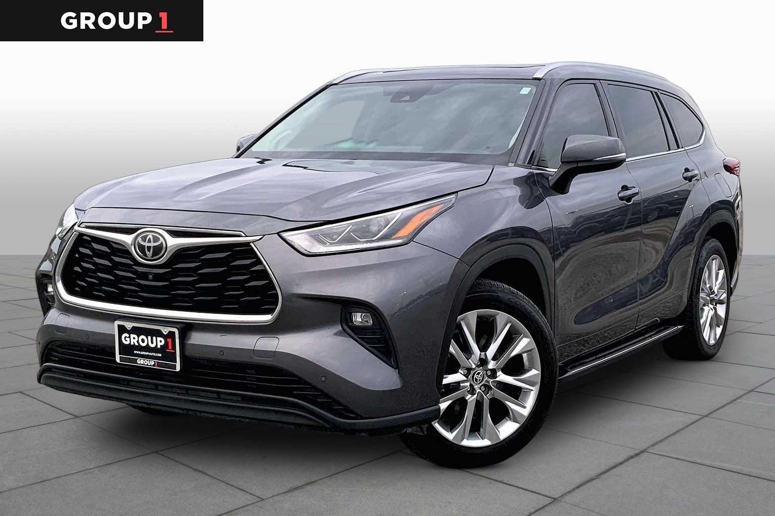 2020 Toyota Highlander Limited Magnetic Gray Metallic at Group 1 Toyota Southwest
