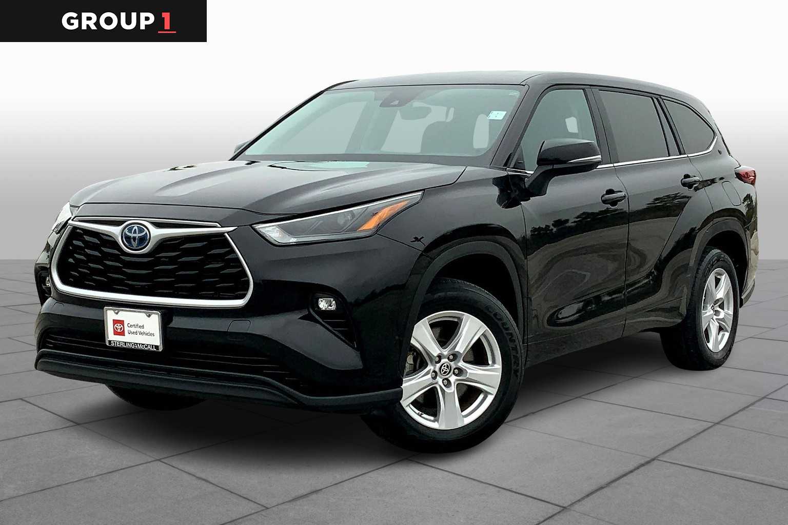 2023 Toyota Highlander Hybrid LE Midnight Black Metallic at Group 1 Toyota Southwest