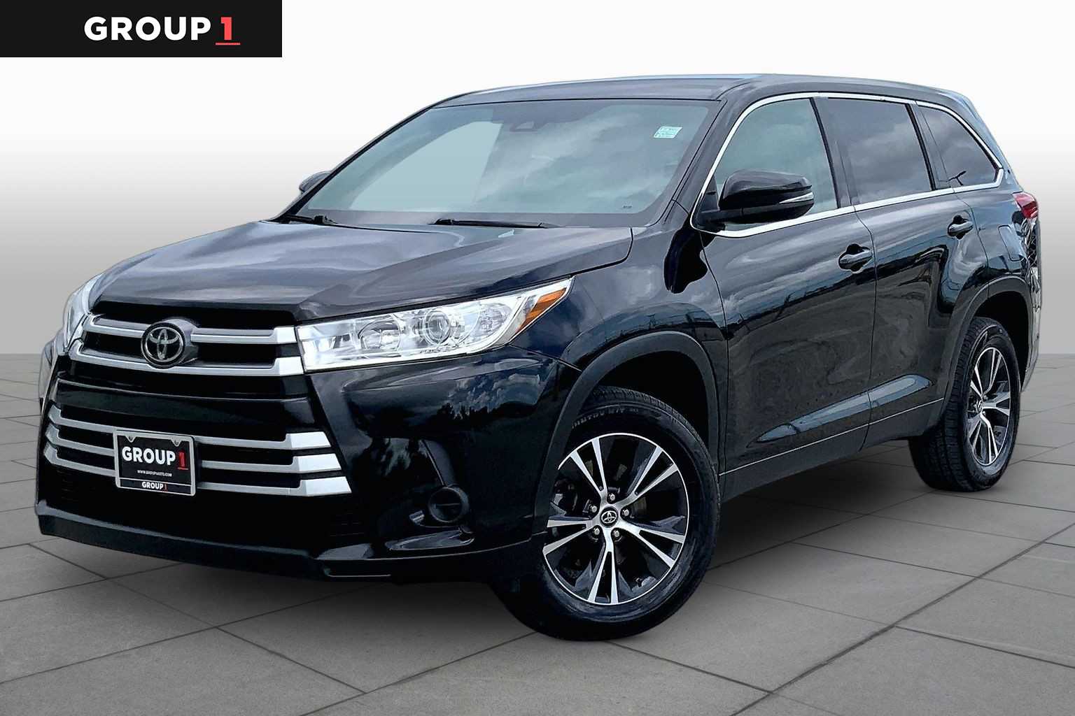 2019 Toyota Highlander LE Midnight Black Metallic at Lexus Southwest Houston