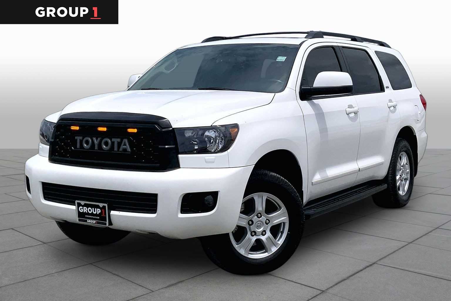 2015 Toyota Sequoia SR5 Super White at AutoNation USA Katy