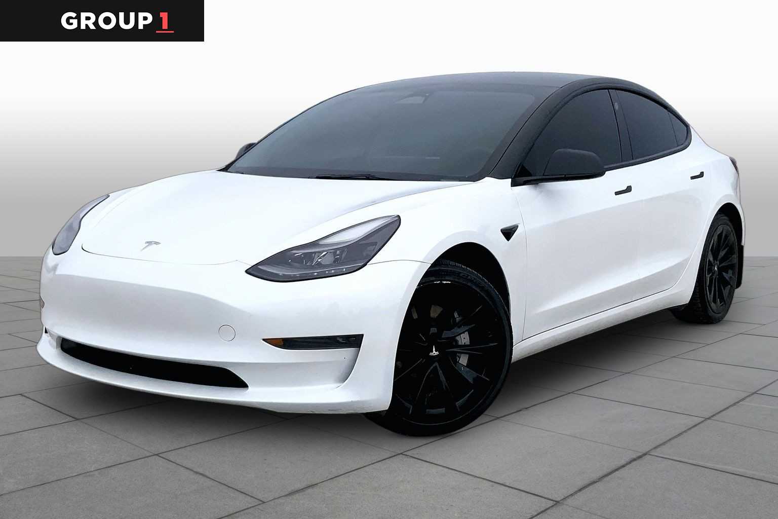 2023 Tesla Model 3 - 0