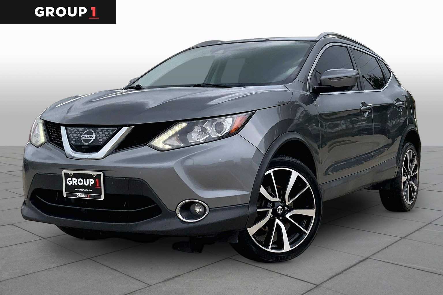 2018 Nissan Rogue Sport SL Gun Metallic at Sterling McCall Nissan