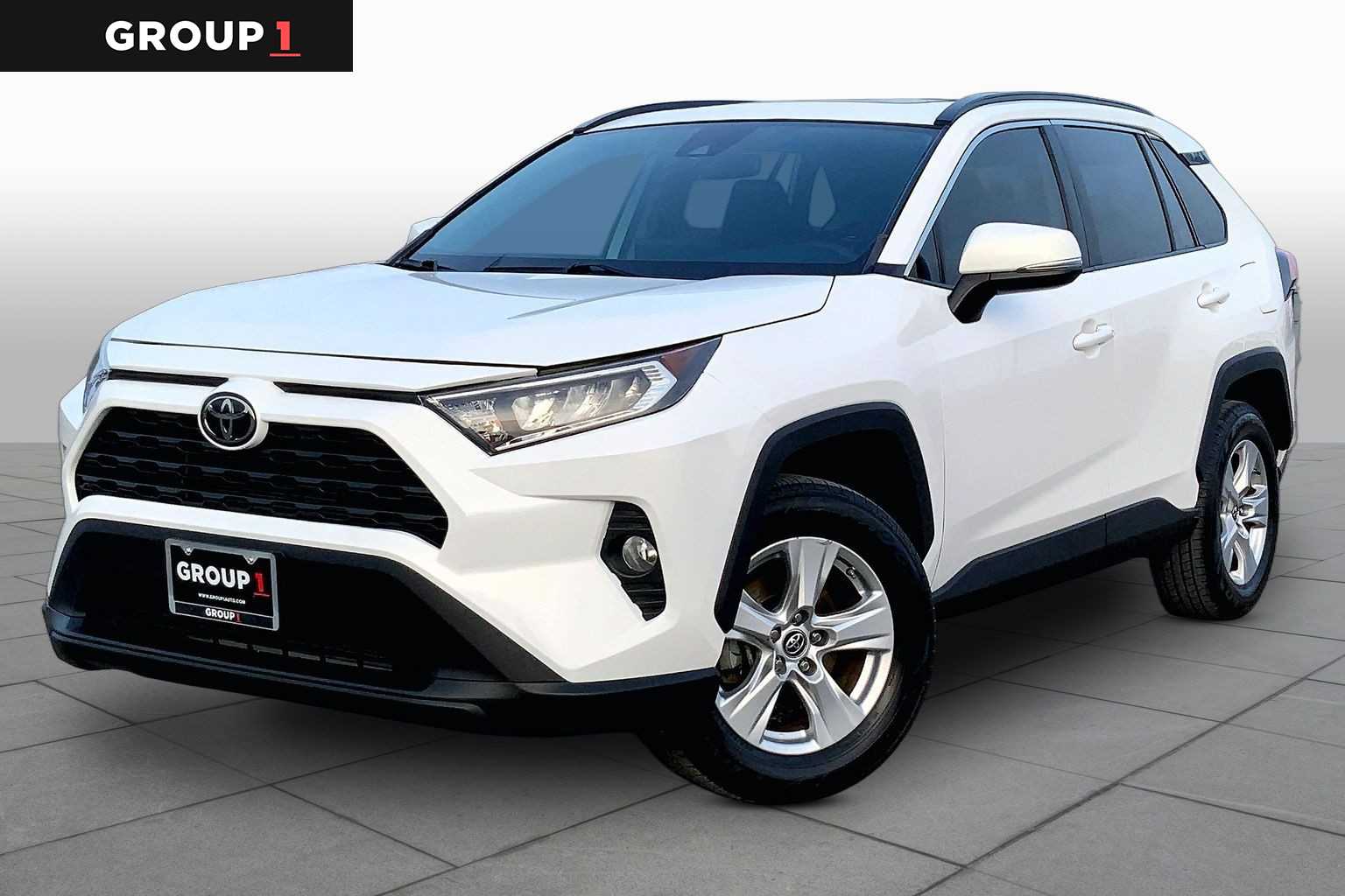 2019 Toyota RAV4 XLE Super White at Group 1 Toyota Southwest