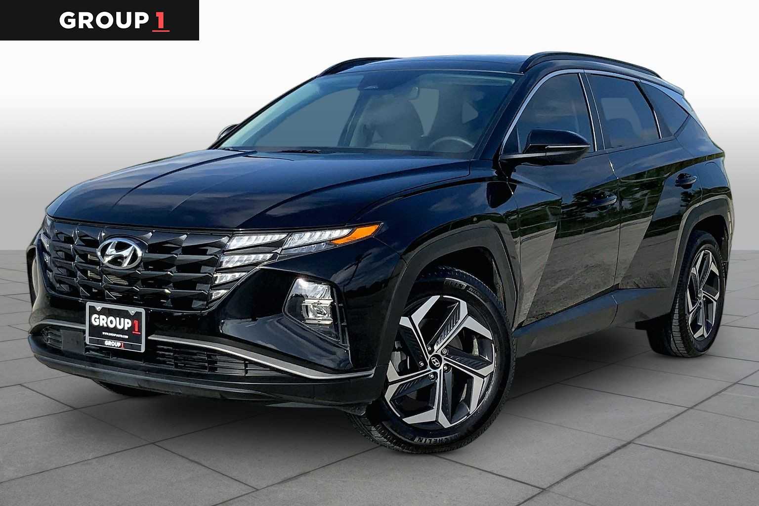 2024 Hyundai Tucson Hybrid SEL Convenience Black Pearl at Mac Haik Ford