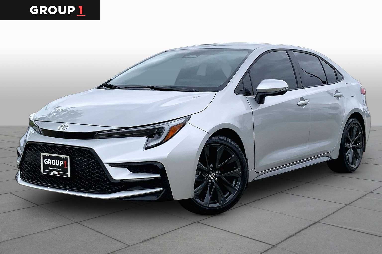 Classic Silver Metallic 2025 Toyota Corolla SE FWD Sedan Front-Wheel Drive Continuously Variable Transmission