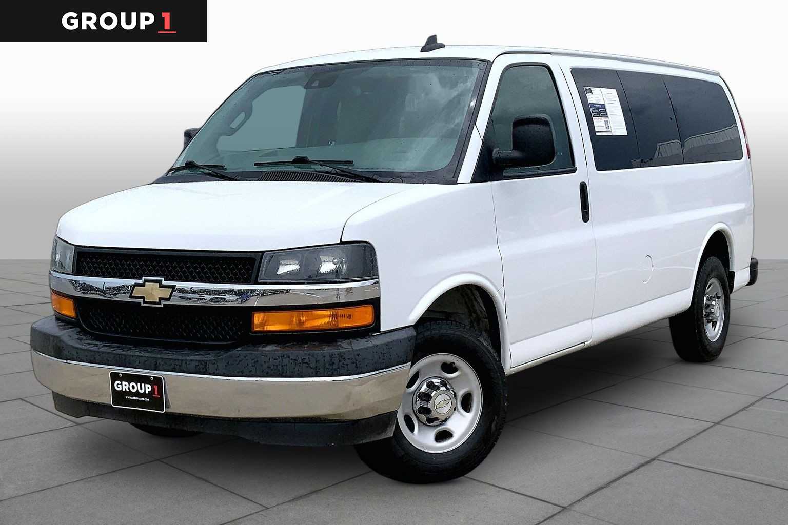 Pre-Owned 2020 Chevrolet Express Passenger 2500 LT