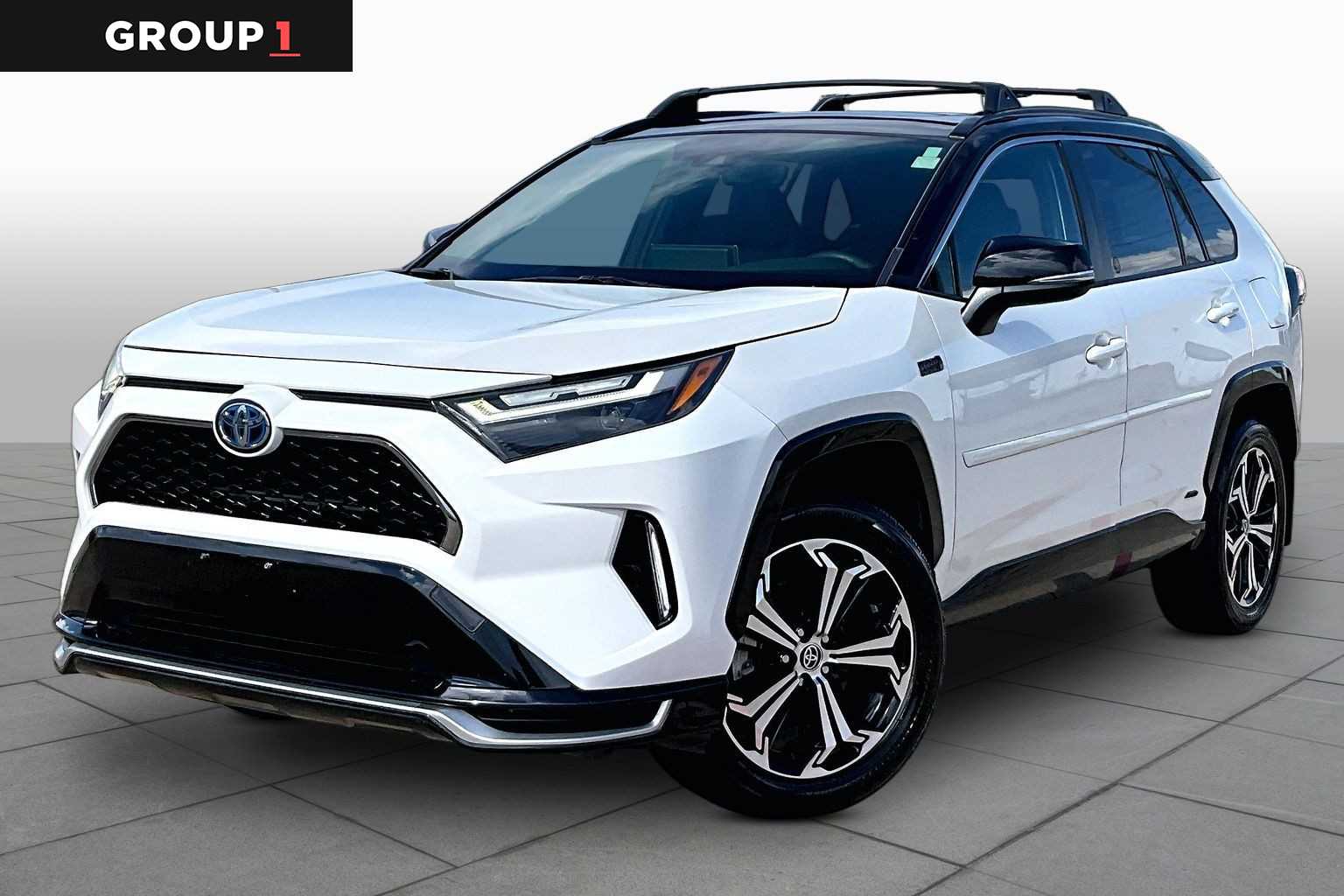 Blizzard Pearl/Midnight Black Metallic 2022 Toyota RAV4 Prime SUV / Crossover All-Wheel Drive Continuously Variable Transmission