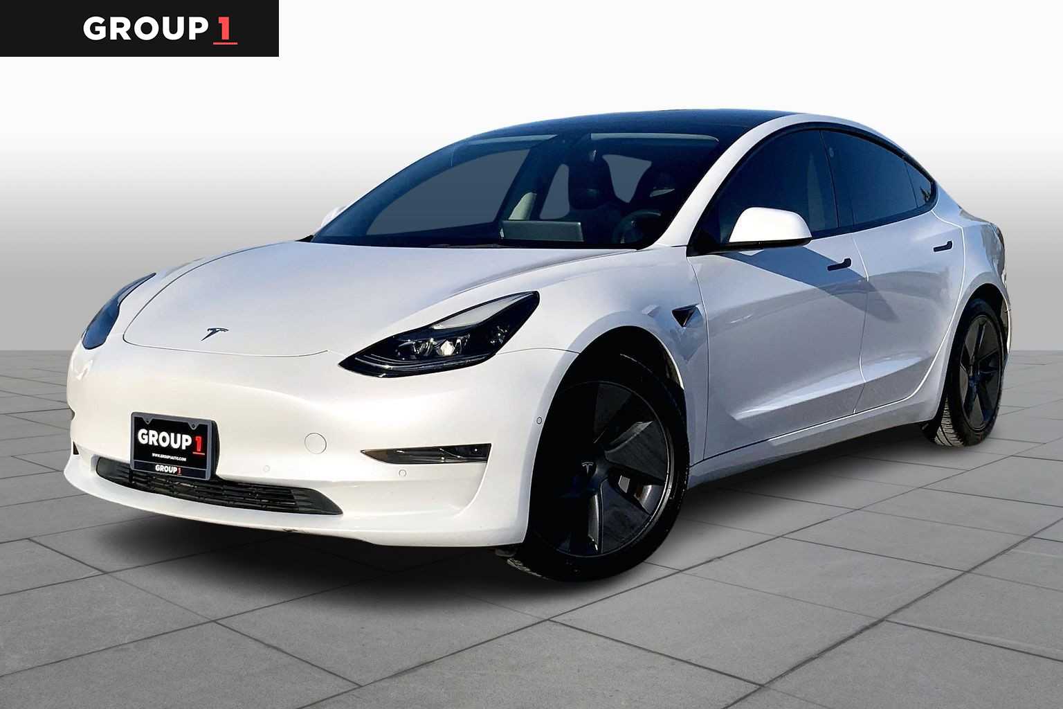 2021 Tesla Model 3 Standard Range Plus RWD