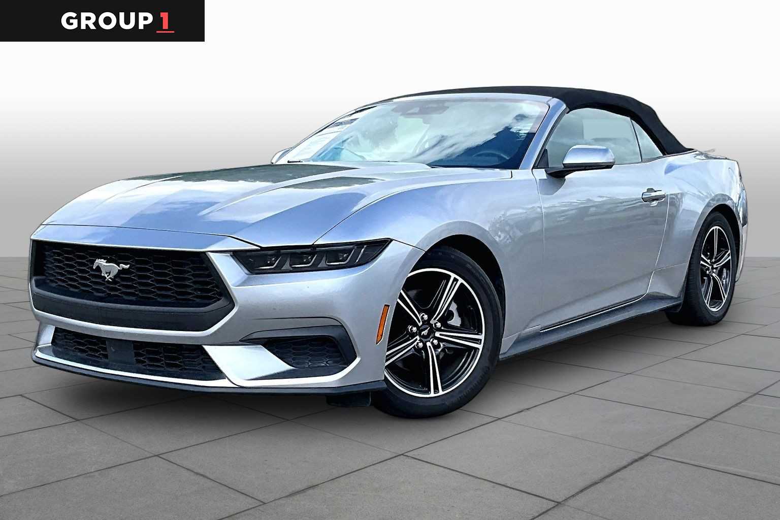 Iconic Silver Metallic 2025 Ford Mustang Convertible Rear-Wheel Drive Automatic