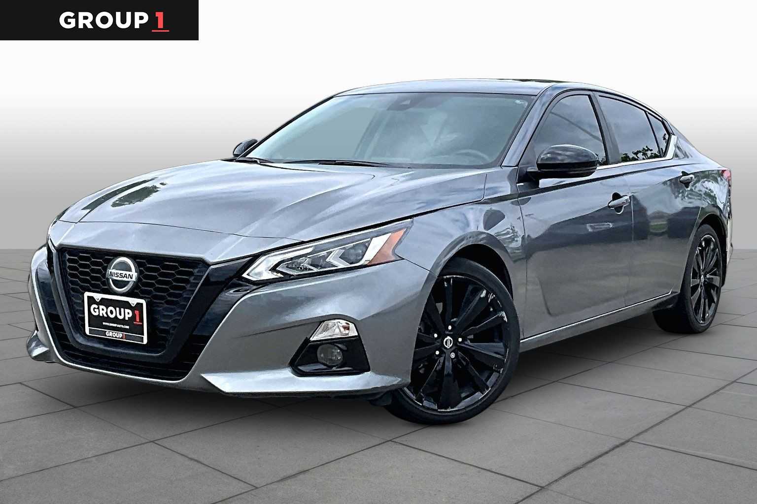 2022 Nissan Altima 2.5 SR Gun Metallic at Sterling McCall Nissan