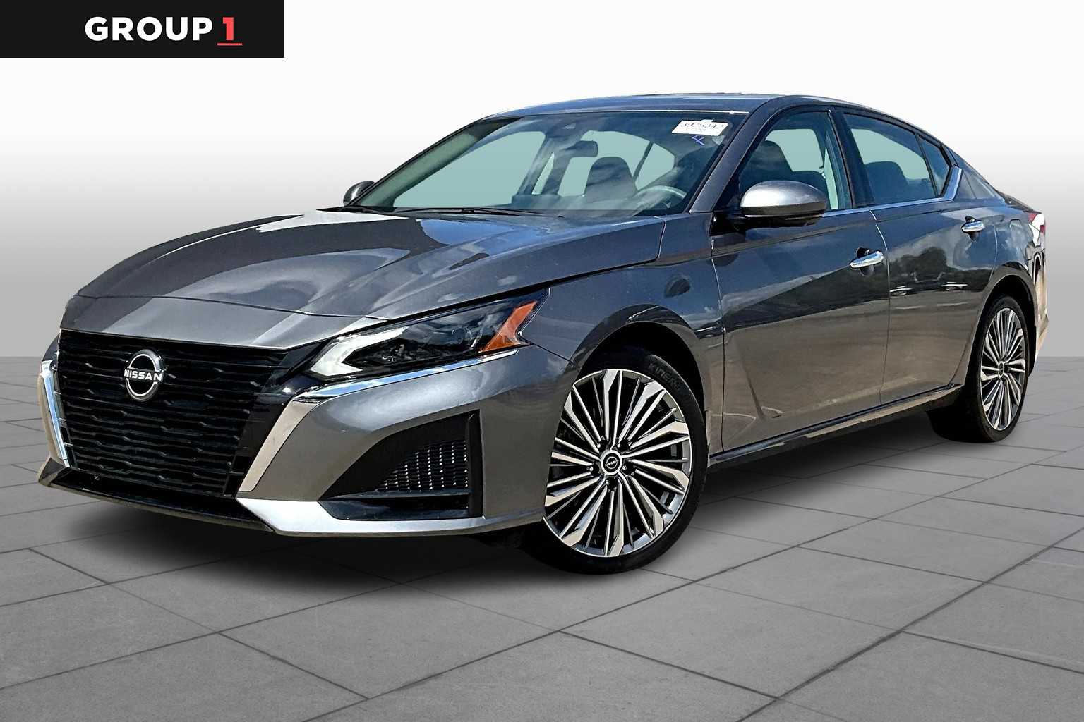 2025 Nissan Altima SL Gun Metallic at Sterling McCall Nissan