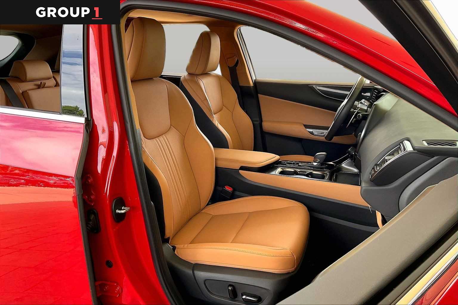 2024 Lexus NX 250 photo 8 of 34
