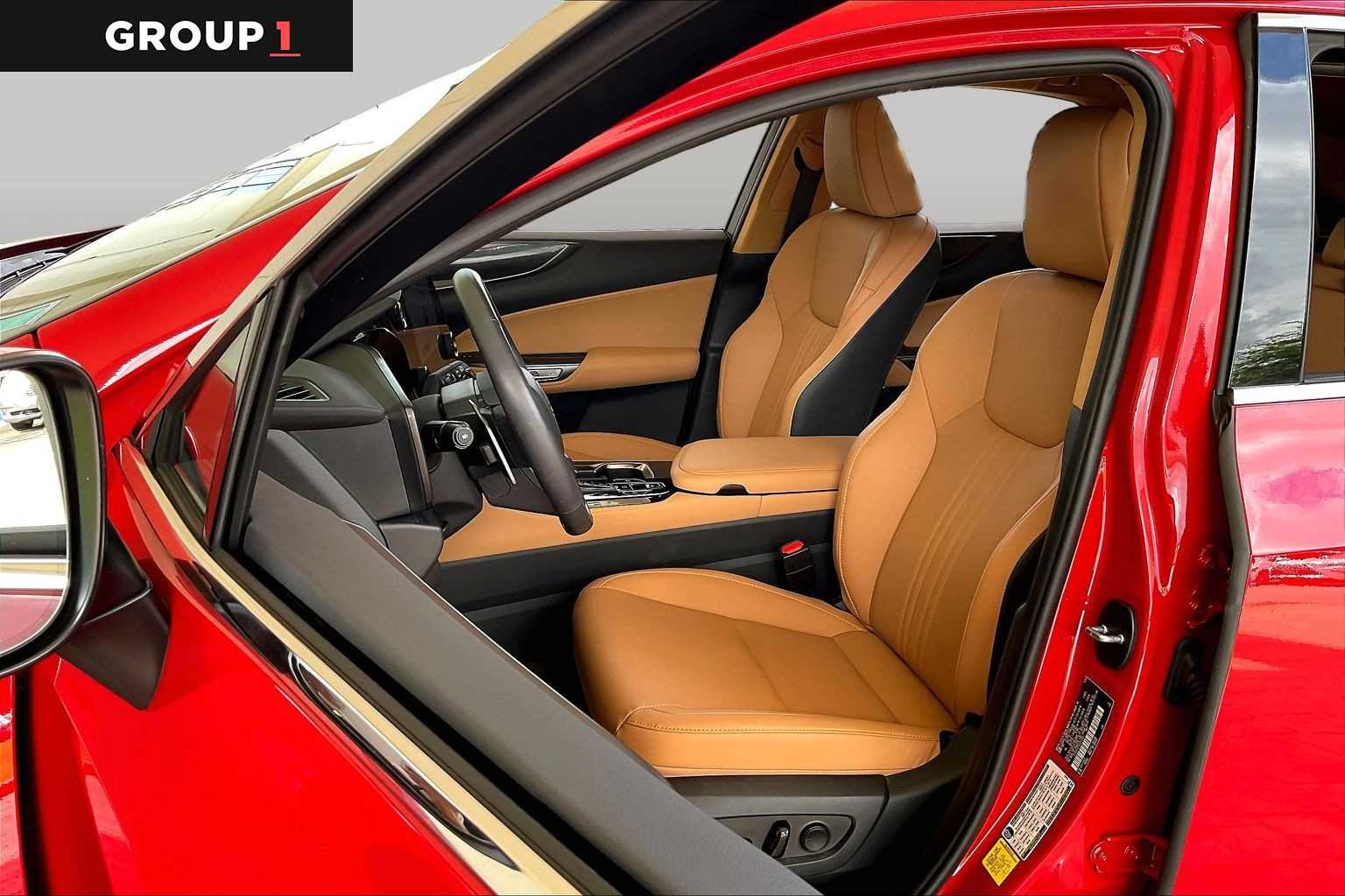 2024 Lexus NX 250 photo 7 of 34