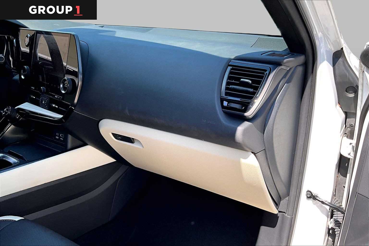 2024 Lexus NX 250 photo 16 of 34
