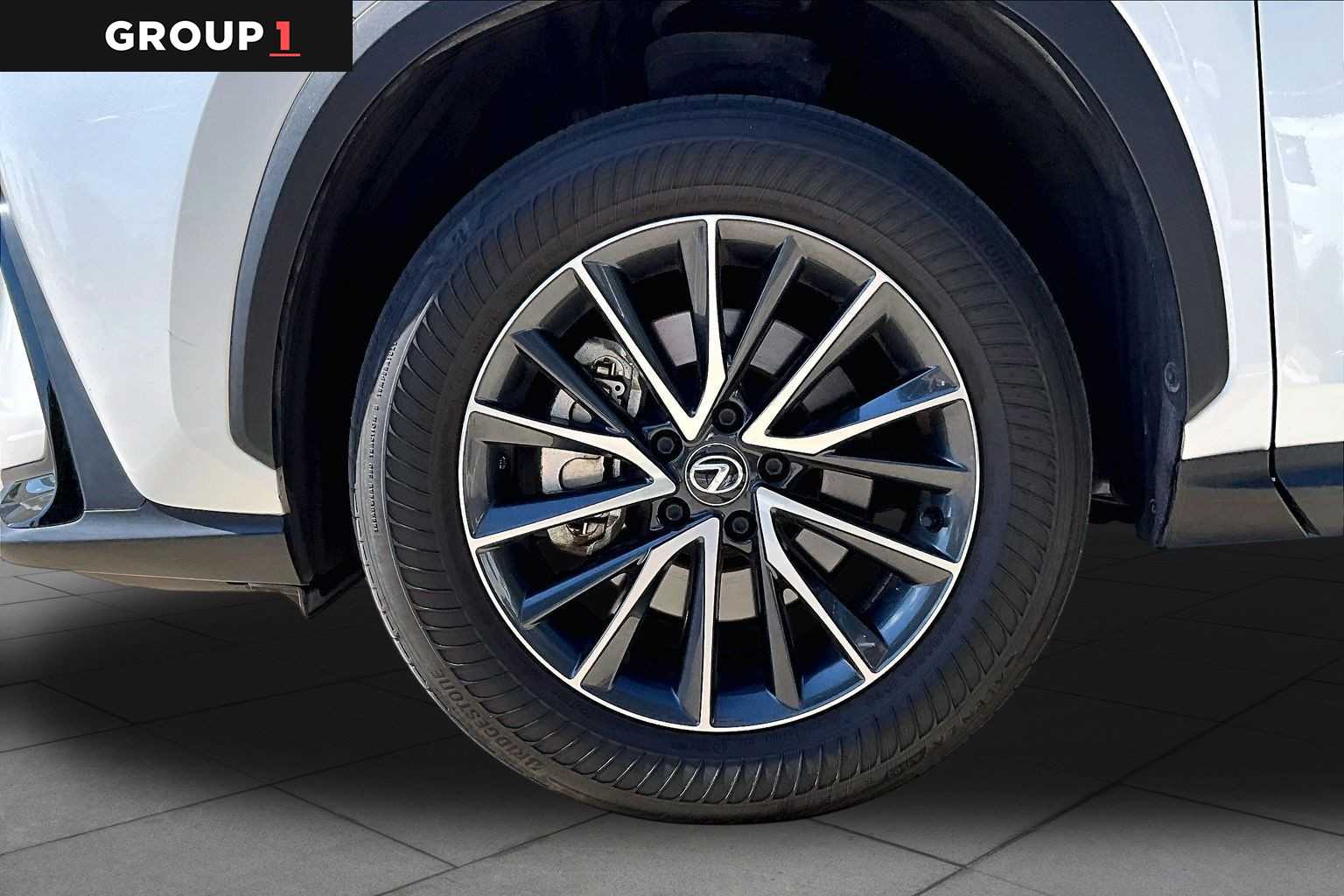2024 Lexus NX 250 photo 9 of 34