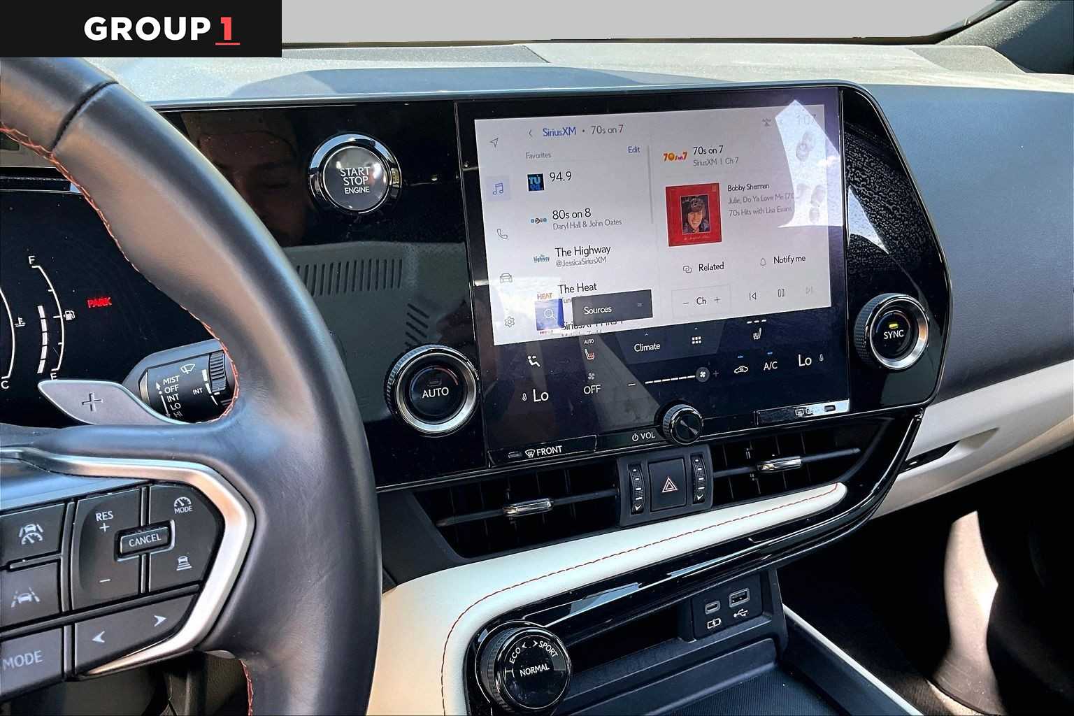 2024 Lexus NX 250 photo 6 of 34