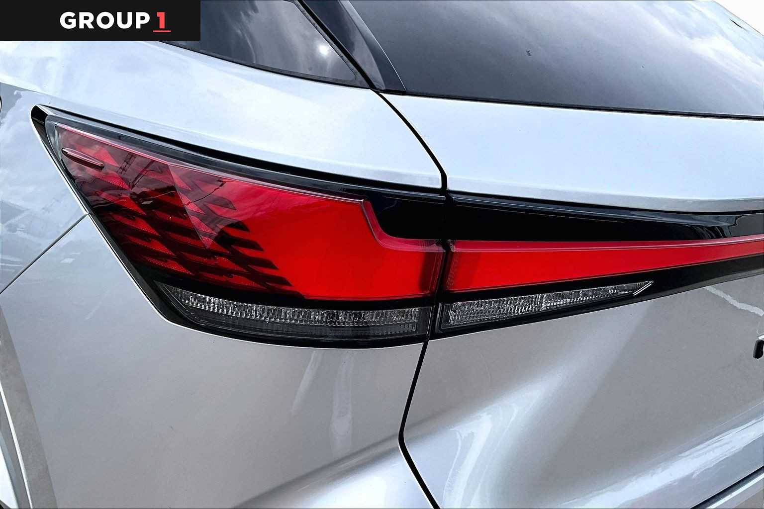 2024 Lexus RX 350 photo 26 of 34