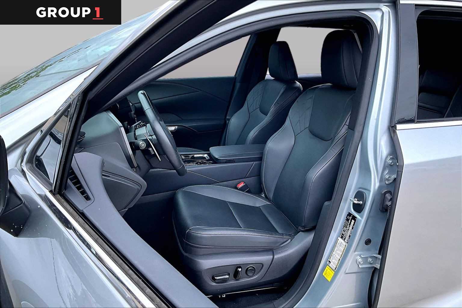 2024 Lexus RX 350 photo 7 of 34