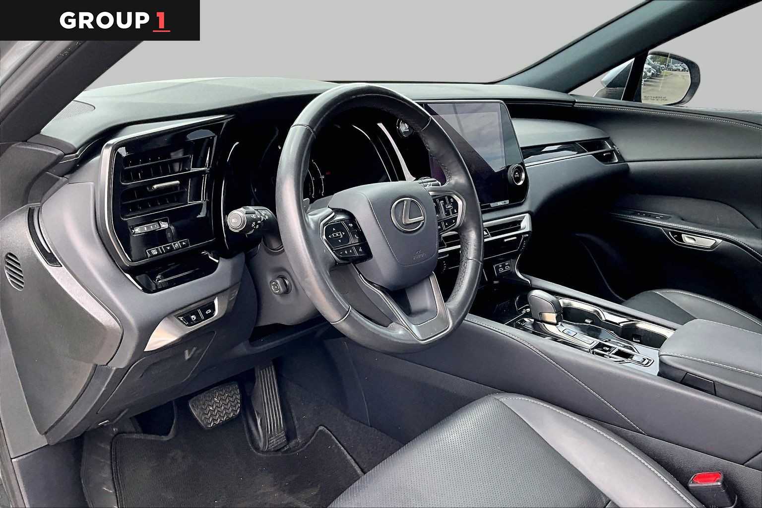 2024 Lexus RX 350 photo 15 of 34