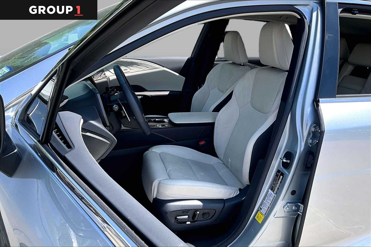 2023 Lexus RX 350 Luxury  Iridium at Lexus Southwest Houston