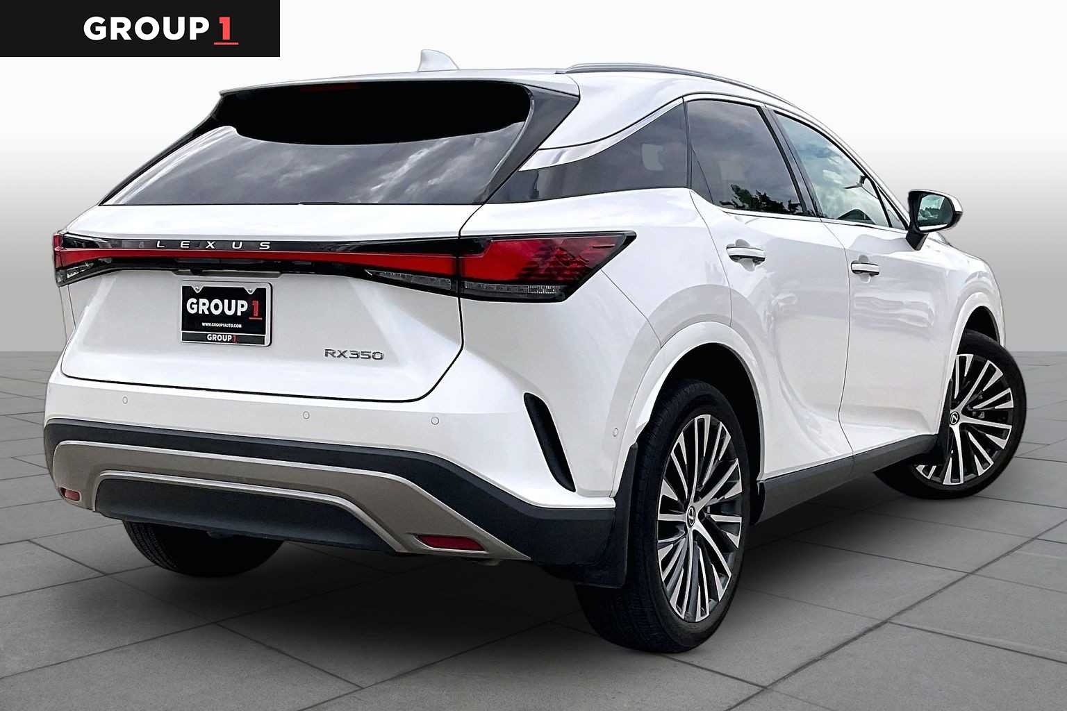 2025 Lexus RX 350 photo 11 of 34